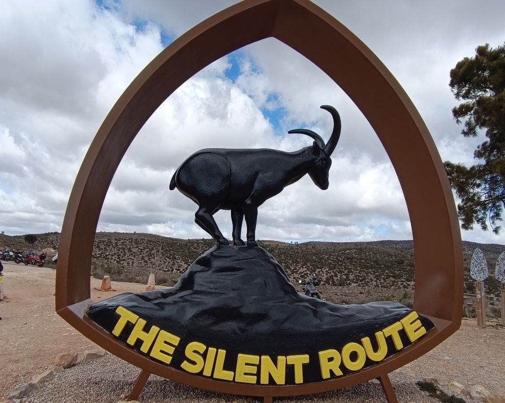 Moto en la Ruta del Silencio y los montes de Teruel